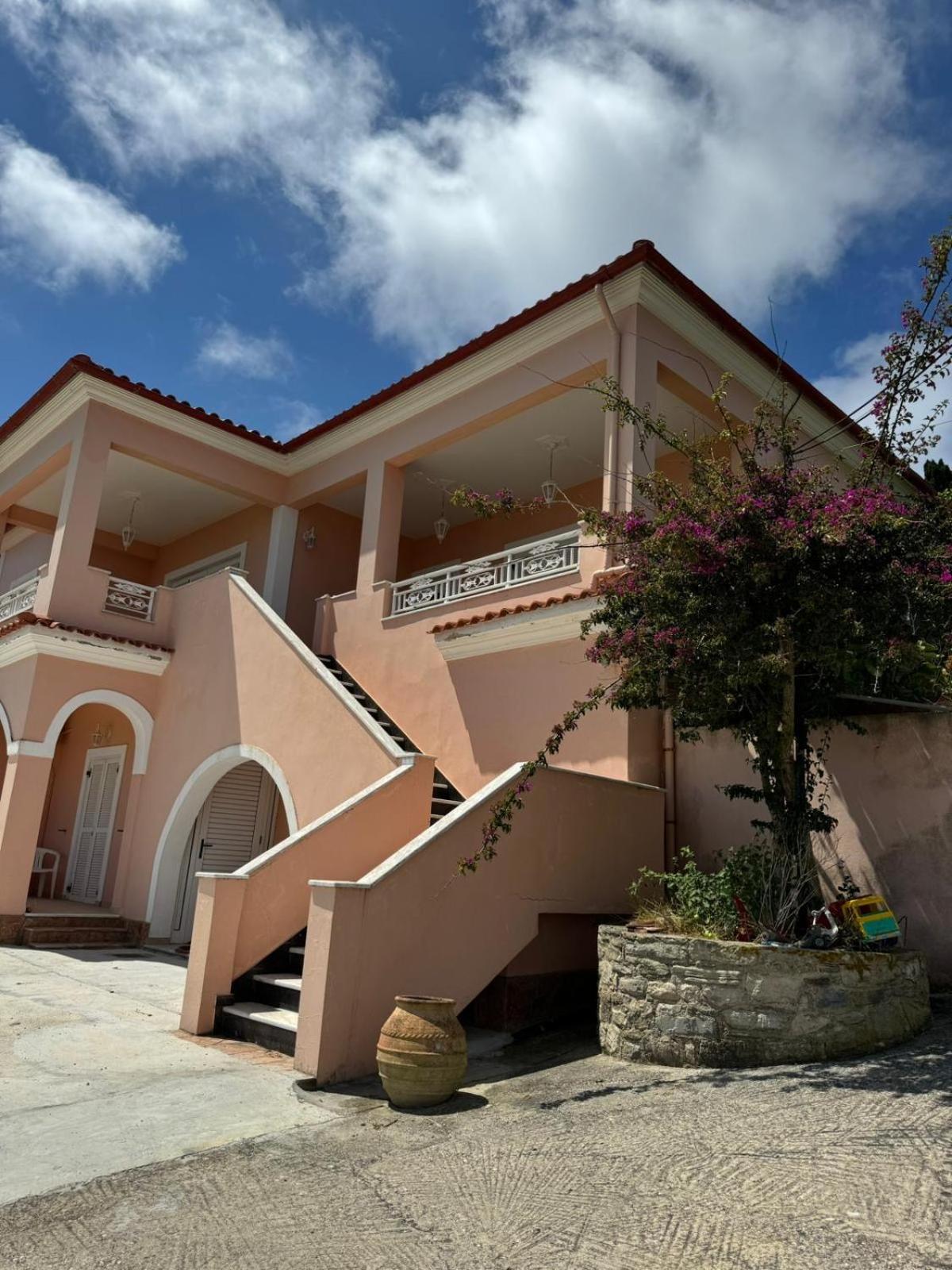 Nisaki Mathraki B&B Pokoj fotografie